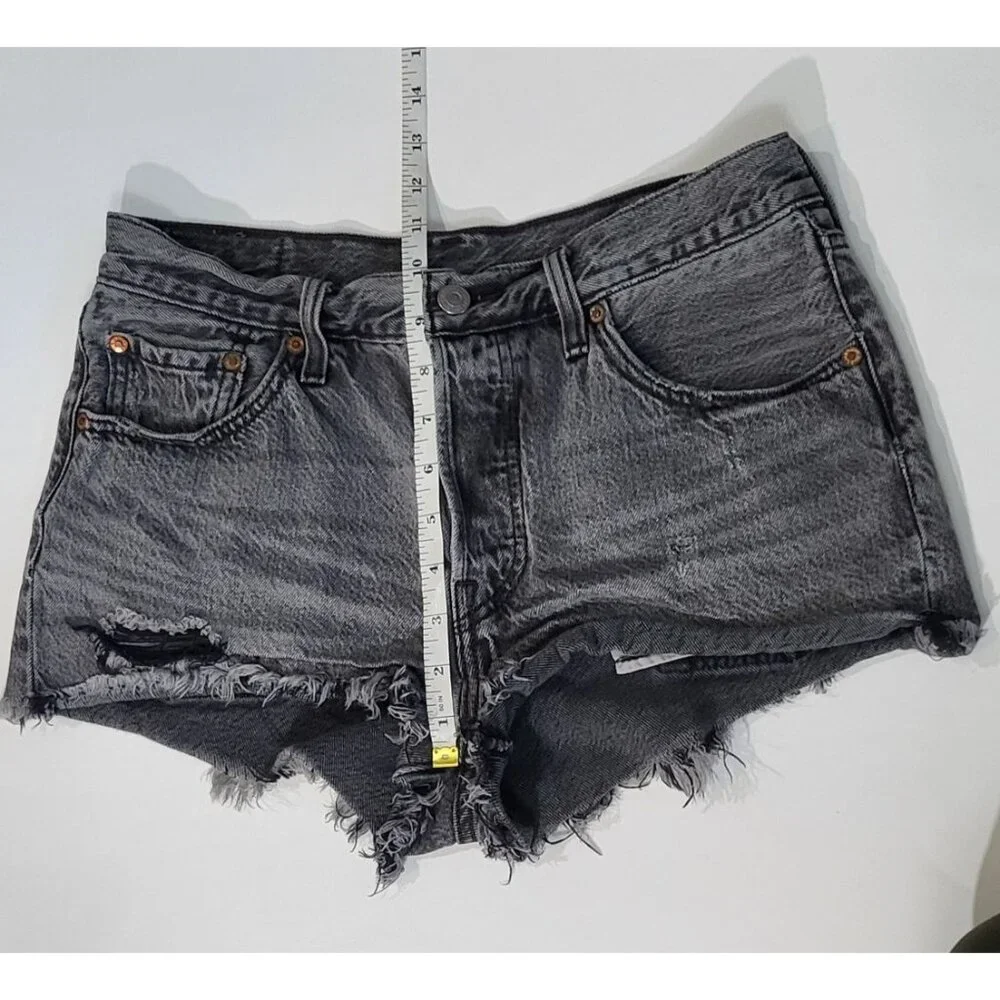 Levis 501 Womens Distressed Denim High-Waisted Button Fly Cutoff Shorts Size 28